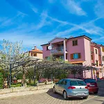 Lorena Apartman Poreč