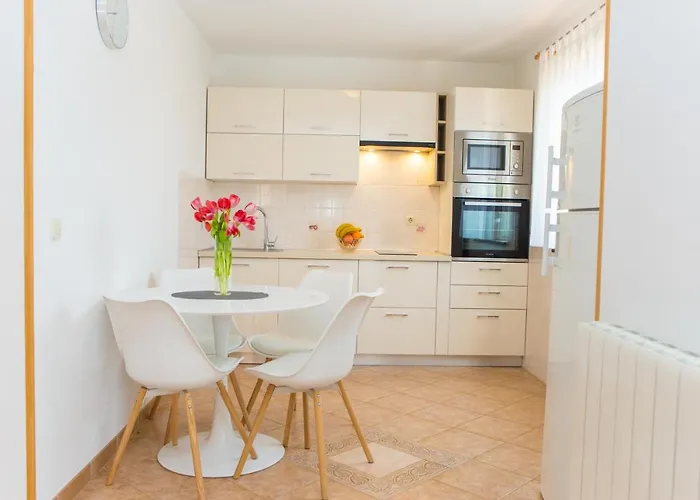 Apartman Lorena