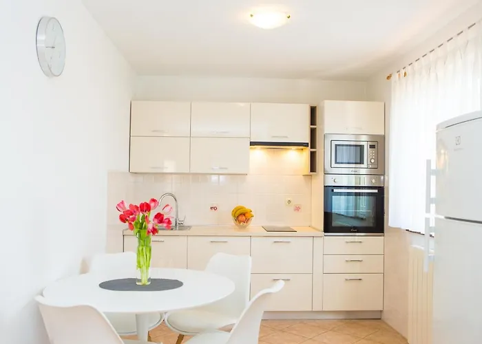 Lorena Apartman Poreč
