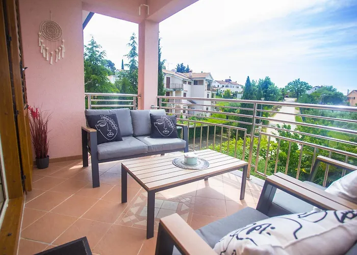 Lorena Apartman