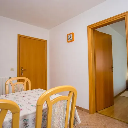 Appartement Lorena *