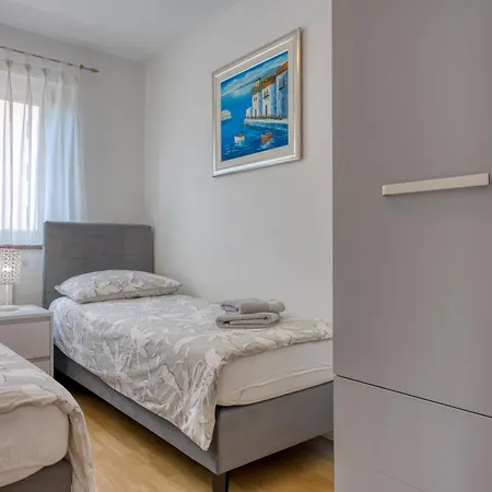 Lorena Apartmán
