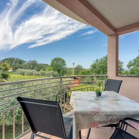 Appartement Lorena *