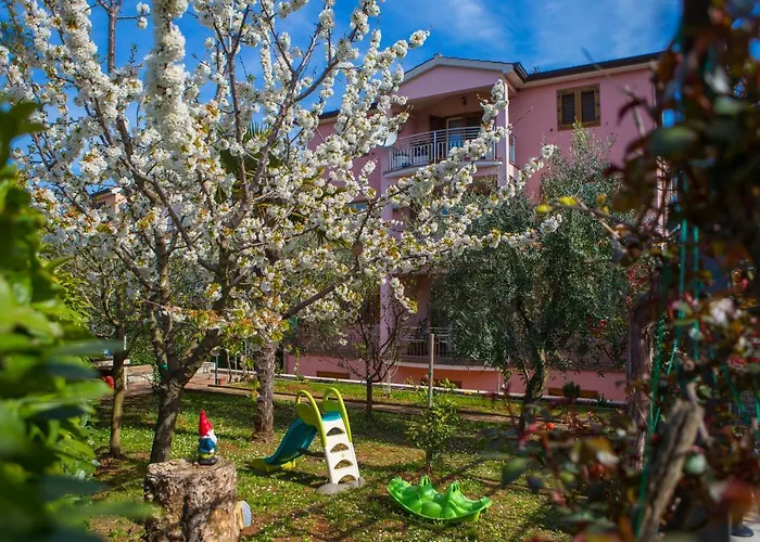 Lorena Lejlighed Poreč